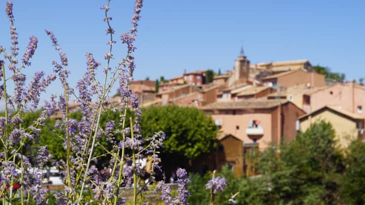 Village de Roussillon à proximité